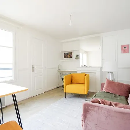 Beautiful Apartment At 2 Mn From Pigalle Paris * Parigi